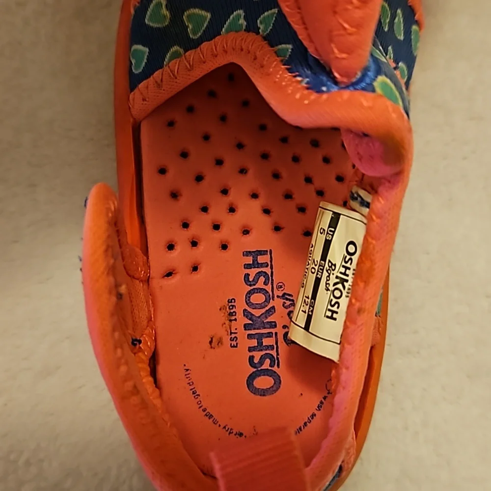 OshKosh | Toddler Pink Body Navy Teal Hearts Water Sandals Sz 5